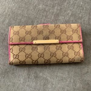 Vintage Gucci Wallet